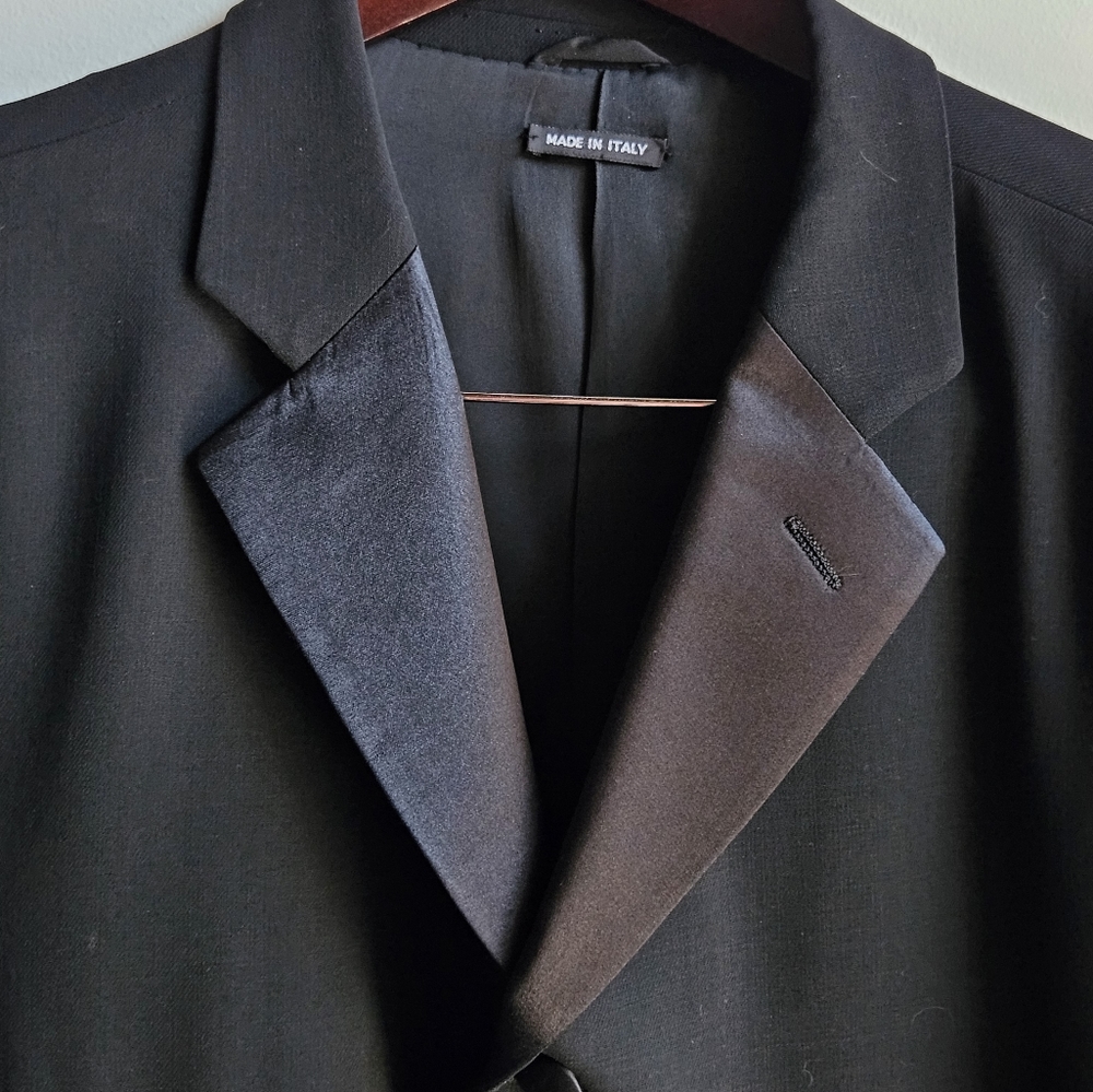 Giorgio Armani a Milano Borgonuovo 21 Luxury Suit Jacket